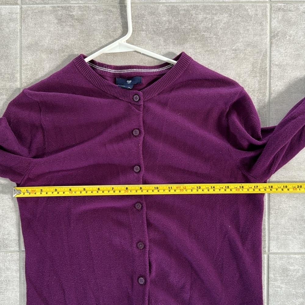 *LIKE NEW* GAP Plum Colored Cotton Button-Down Cardigan Sweater - Size M - Picture 7 of 8